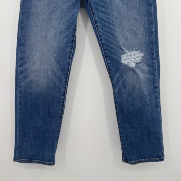 Levis Jeans Women 25 Blue Wedgie Straight Button Fly Distressed Stretch Denim - Picture 3 of 13